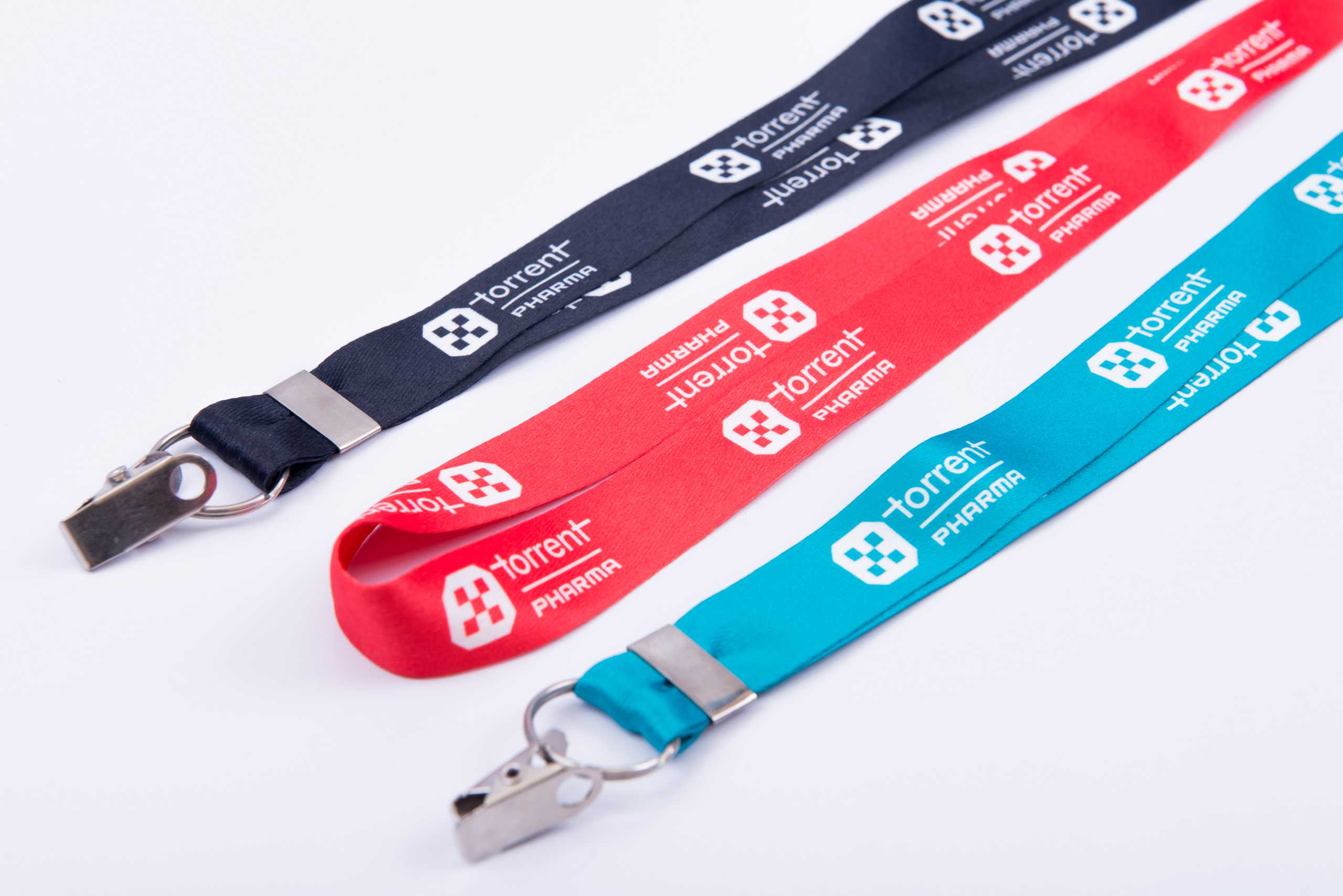 3 cores de corões de crachás